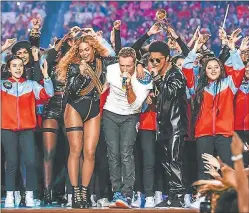  ??  ?? EXITO. En el Superbowl 2016, cantó con Coldplay y Beyoncé.