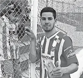  ?? (PRENSA INSTITUTO) ?? “Nino” Molina. Claudio tiene 21 años y es el goleador de la local en Liga Cordobesa. Ya firmó contrato y vive en la pensión.