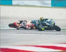  ?? FOTO: MOTOGP.COM ?? El ‘Sepang Clash’ marcó el punto más bajo de su relación cuando Valentino juzgó que le estaba estorbando en una carrera en la que se jugaba el título mundial y se lo quitó de encima de mala manera