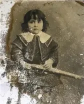  ?? ?? Sylvia Dimech (circa. 1907)