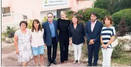  ??  ?? La princesse a été accueillie par Jean-Jacques Raffaele, le maire de La Turbie, ses adjointes Liliane Cloupet et Hélène Grouzelle, et le maire de Peille, Cyril Piazza.