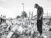  ?? New York Times file photo ?? A makeshift memorial in 2019 marks the mass shooting outside a Walmart in El Paso.