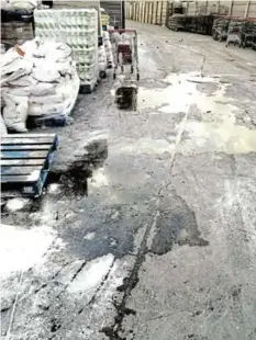  ?? Picture: SUPPLIED ?? UNHYGIENIC CONDITIONS: Sewage overflowin­g at Boxer Superstore's food area in Komani recently