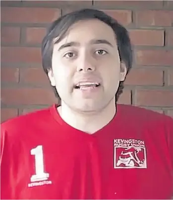  ??  ?? Hijo. Ignacio Ezequiel Vaccari (25) es gamer y youtuber. Su apodo es “El PlayVakero”.
