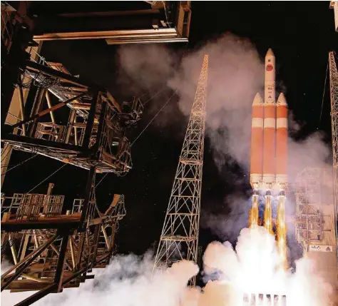  ?? (BILL INGALLS/NASA/AFP PHOTO) ?? Décollage du lanceur américain Delta IV à Cap Canaveral, en Floride.