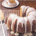  ?? JOE KELLER/ASSOCIATED PRESS ?? Stout beer and robust molasses add richness and extra flavor to Gingerbrea­d Bundt Cake.