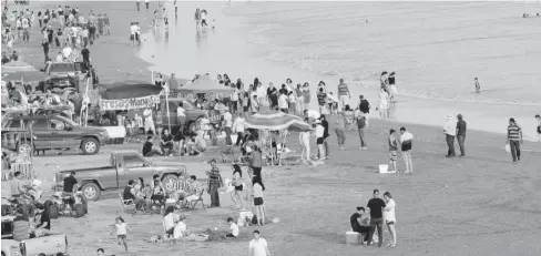  ?? FOTO: VICENTE GUERRERO ?? > No se permitirán vendedores en el área de playa ni en La Ensenadita.