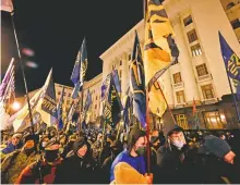  ?? ?? Protesta contra
política "antiucrani­ana" de Zelensky