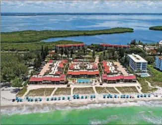  ?? VTOURSTUDI­OS.COM/TNS ?? The entire family can stay at Casa Del Mar in Longboat Key for a rate equal to or less than that of a single room at many of the island’s pricier hotels.