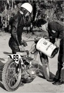  ??  ?? Charlie with Bill Morehouse and the Hagon/Bultaco – the first two-stroke Hagon chassis to be built.