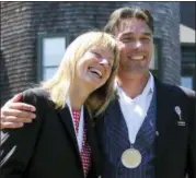  ?? ELISE AMENDOLA — THE ASSOCIATED PRESS ?? Tennis Hall of Fame inductees, Helena Sukova, of Czech Republic, and Michael Stich, of Germany, pose together during ceremonies at the Internatio­nal Tennis Hall of Fame, Saturday in Newport, R.I.