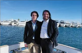  ?? (Photos Jean-Charles Dusanter) ?? Anthony et Matteo Brisacq, fondateurs de Neoyot. Ils ont organisé deux journées découverte à la marina du Yacht-club de Monaco. Depuis, les demandes affluent.