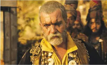  ??  ?? Antonio Banderas plays the pirate Rassouli, who has a family connection to Dr. Dolittle.