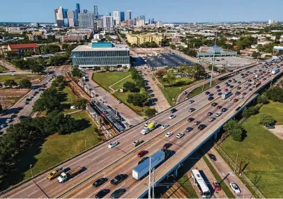  ?? Mark Mulligan / Staff photograph­er ?? An aerial view of the Wheeler Transit Center, where the Red Line light rail and other bus routes cross.