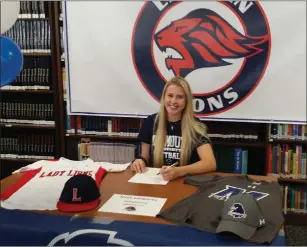  ?? Photo by Branden Mello ?? Lincoln senior softball standout Riley Riendeau signed her National Letter of Intent to play at Monmouth starting in the fall. Riendeau is expected to be a third baseman at the D-I school.