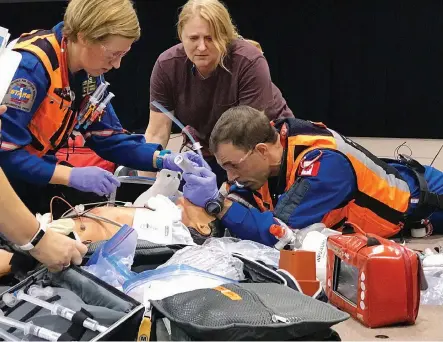  ?? COURTESY STARS. ?? Jenny Thorpe and Matt Hogan in action at the 2018 AAMS SIM Cup.