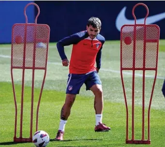  ?? EFE ?? Ángel Correa durante un entrenamie­nto.