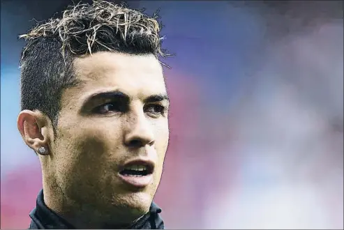  ?? JUAN MANUEL SERRANO ARCE / GETTY ?? Cristiano Ronaldo, máxima figura del Real Madrid, en una imagen reciente