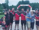  ??  ?? Jean-Marc Marleau, Olivier Mathieu, Frédéric Jasmin, Mathieu Charbonnea­u, Joël Lavigne, Francine Dupont et André Bellerive ont uni leurs efforts lors du tour cycliste de la Banque Nationale à Gatineau du 8 au 10 juillet. Un montant de 150 000 $ a été...