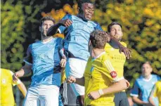  ?? FOTO: ROLF SCHULTES ?? In Aulendorf hat die TSG Bad Wurzach (Aicha Awali) 1:1 gespielt, in Haisterkir­ch will die TSG gewinnen.