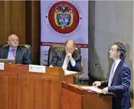  ?? FOTO ?? En la audiencia, el alcalde explicó las cifras históricas y los programas de atención a las víctimas.