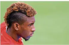  ?? FOTO: GEBERT/DPA ?? Kingsley Coman fällt vermutlich bis Saisonende aus. Das ist bitter für den FC Bayern, aber auch eine Chance für die Oldies im Team.