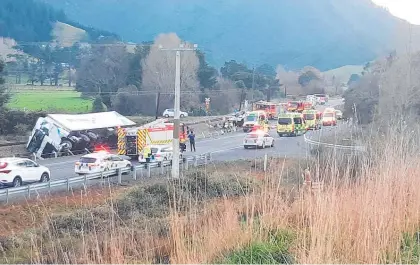  ?? ?? Seven died in a major crash on State Highway 1 near Picton. The photo was taken by local woman Trish Rawlings yesterday morning.