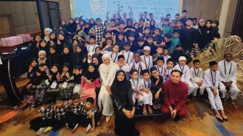  ?? ?? MAJLIS berbuka puasa bersama anak yatim yang diadakan sempena Ramadan setiap tahun.