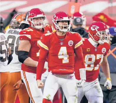  ?? CHARLIE RIEDEL/AP ?? Chad Henne celebrates during the Chiefs’ win Sunday. The Chiefs will make their third straight AFC title game appearance.