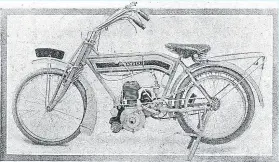  ?? ?? A 1911 Grandex – note the tank curved down at the rear to fit the frame tubes.