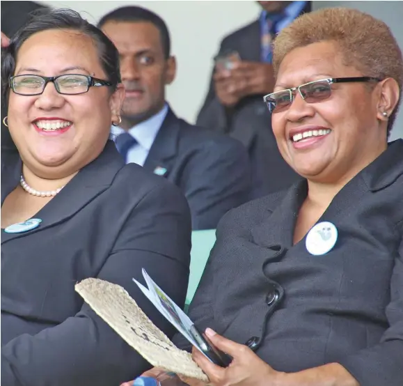  ?? Photo: Parliament of Fiji ?? Incoming Acting Secretary General Jeanette Emberson (left), with former Acting Secretary-General Viniana Namosimalu­a.