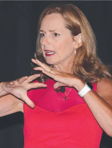  ?? Picture: ANNA ROGERS ?? INSPIRATIO­N: Cairns Chamber of Commerce luncheon guest speaker Naomi Simson at Cairns Convention Centre.