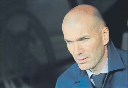  ?? FOTO: SIRVENT ?? Zinedine Zidane ha preparado a sus jugadores para intentar lograr el pleno de victorias