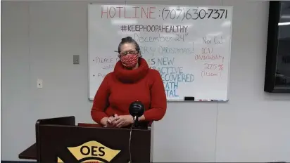  ?? SCREENSHOT ?? Dr. Eva Smith, of the K’ima:w Medical Center in Hoopa, explains the progressio­n of the second COVID-19 surge and the rollout of the Moderna vaccine on the reservatio­n during a Facebook Live video on Thursday. The Hoopa Valley Tribe saw a rapid increase in cases during the past two weeks when active cases jumped from two to 43.