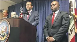  ?? Don Thompson Associated Press ?? STATE Sen. Ben Allen (D-Santa Monica), center, and Superinten­dent Tony Thurmond, right, at a news conference Wednesday in Sacramento.