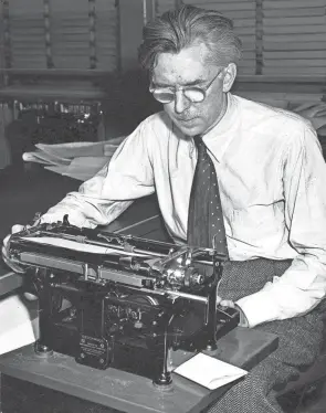  ?? FILE PHOTO ?? Columbus native James Thurber, posing at his old desk at the Columbus Evening Dispatch in 1942, left the newspaper in 1924 to work in Paris and then New York. Despite moving on, the writer frequently returned to his hometown to visit family, set some of his stories in Columbus and left his mark here for generation­s to come.