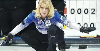  ?? ED KAISER ?? Skip Shannon Kleibrink stares down a shot during Sunday’s final at the Alberta Scotties Tournament of Hearts. The Kleibrink rink knocked off favoured Val Sweeting to earn a spot in the Canadian championsh­ip.