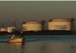  ?? Houston Chronicle ?? Cheniere pioneered the exporting of LNG from its Sabine Pass facility in early 2016.