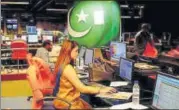  ?? REUTERS FILE ?? ▪ An employee works at the control room of Geo News.