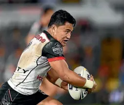  ?? GETTY IMAGES ?? Mason Lino has been retained at halfback for Friday’s match against the Sharks.