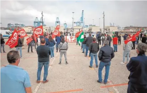  ?? SERGIO RODRÍGUEZ ?? Ayer hubo una manifestac­ión del sindicato UGT a favor de la industria en la comarca