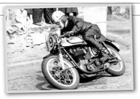  ??  ?? Right: Alex ‘Eck’ Phillips on the Potts 500cc at the Manx GP.
