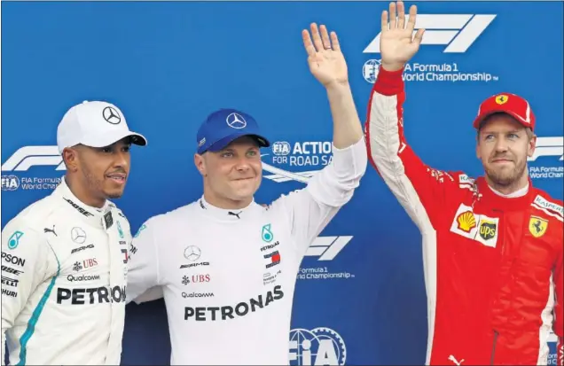  ??  ?? DOBLETE. Los dos Mercedes terminaron primero y segundo en la clasificac­ión del GP de Austria: Bottas saldrá desde la pole y su compañero, Hamilton, segundo.