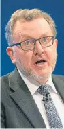  ??  ?? Scottish Secretary David Mundell, left, and Labour’s Jackie Baillie welcomed the fall in unemployme­nt across Scotland but stressed more should be done by the Scottish Government.