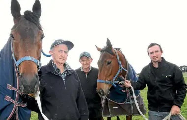  ?? PHOTO: STUFF ?? Tony, Ray and Robert Dennis with The Sparkle (left) and The Lustre have a big weekend ahead.