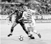  ?? LOGAN BOWLES/GETTY IMAGES ?? Orlando Pride forward Alex Morgan, right, is eager to continue her goal-scoring surge.