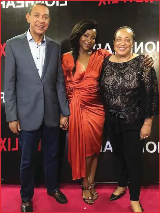  ??  ?? L- R: Ben’s wife, Evelyn; Nollywood actress Genevieve Nnaji and Ben Bruce