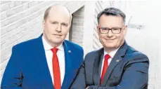  ?? FOTO: ALNO ?? Alno-Geschäftsf­ührer Jochen Braun (links) und Michael Spadinger: Die „alte Konzernden­ke“bei Alno soll endlich verschwind­en.