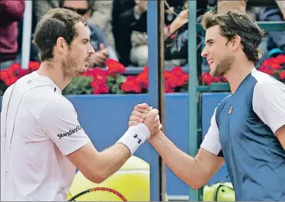  ?? XAVIER GÓMEZ ?? Saludo final entre Murray, número 1 del mundo, y Thiem, que hoy luchará por el título contra Nadal