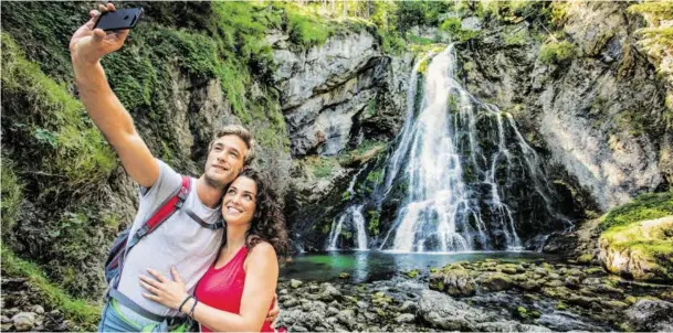  ?? BILD: SN/SALZBURG LAND TOURISMUS/EVA TRIFFT ?? Österreich­er machen gern Urlaub im eigenen Land und da vor allem in den Bergen.